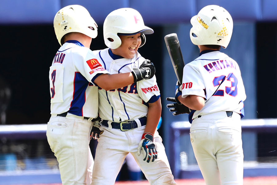 1球待て」は少年野球に必要か？ シニア日本一監督が説く“未来を